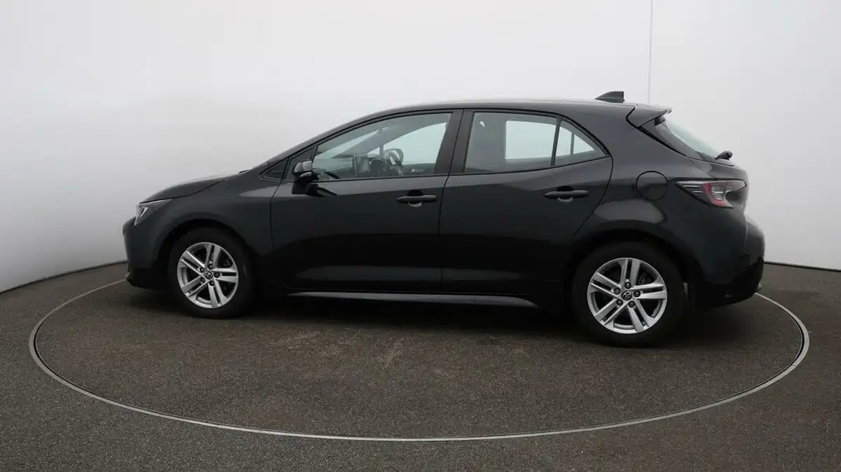 2022-toyota-corolla-18-vvt-i-icon-120bhp-trk-hatchback-5d-big-48