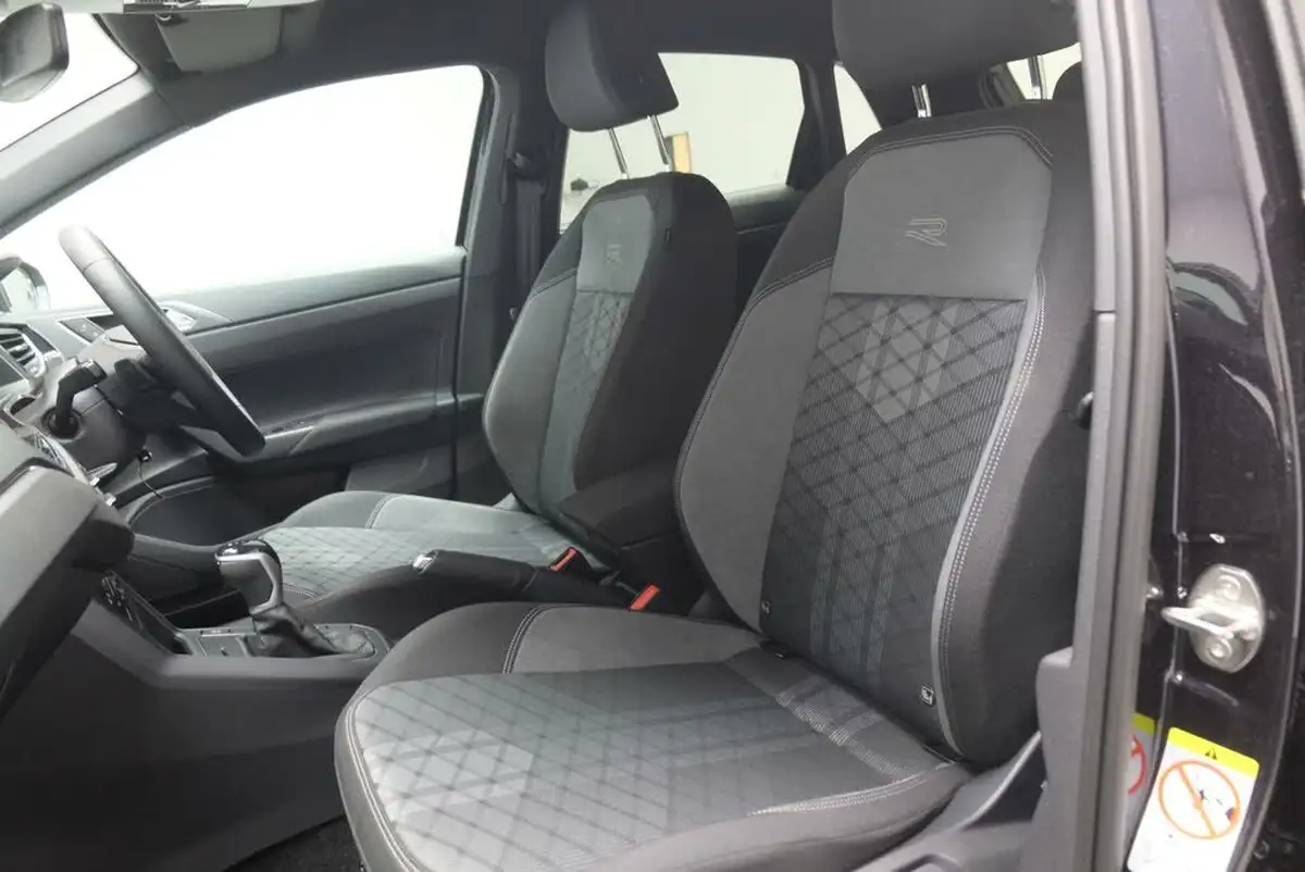 2024-volkswagen-polo-10-tsi-r-line-110ps-dsg-big-12