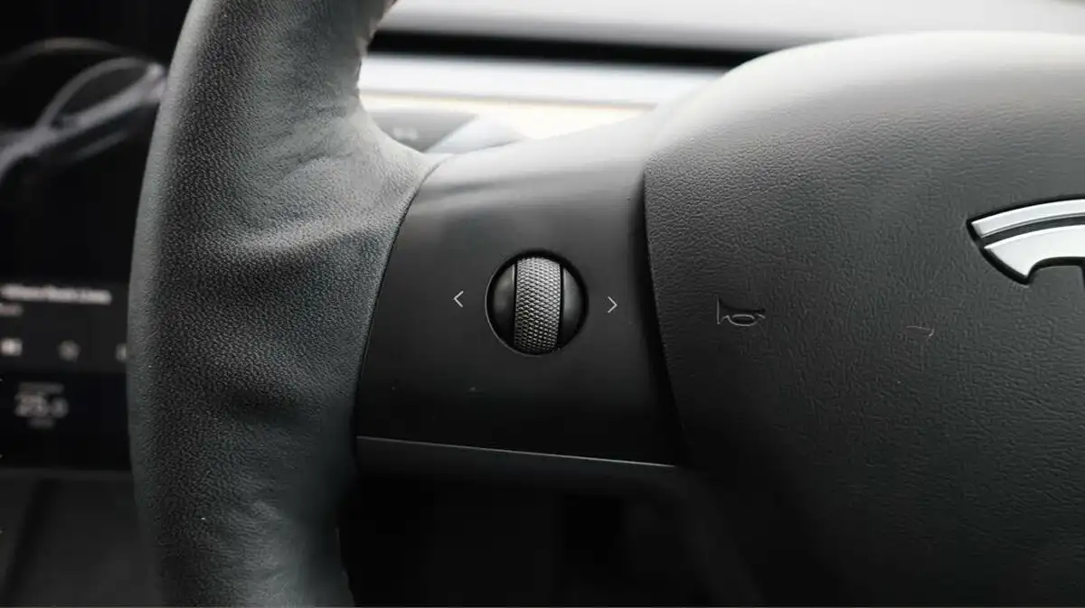 2021-tesla-model-3-e-standard-plus-big-24