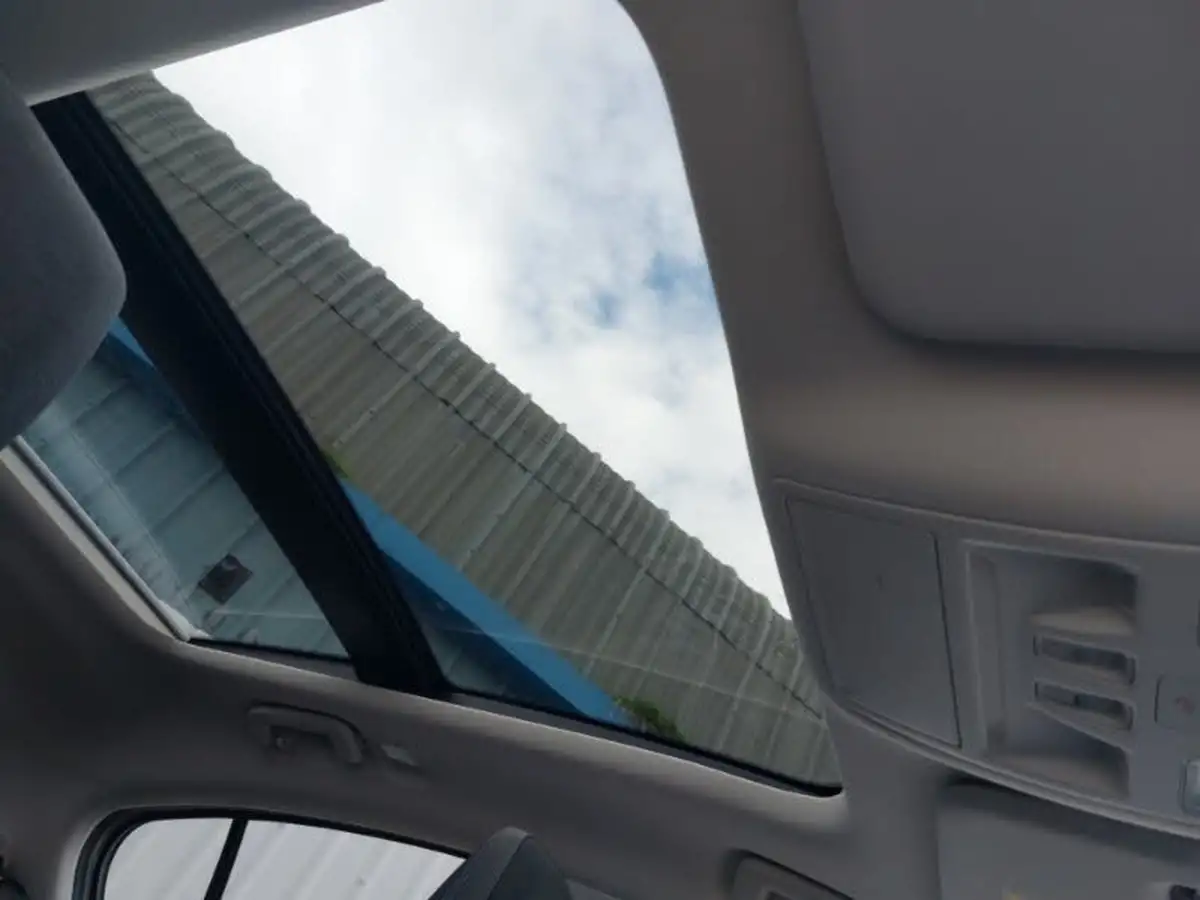 2019-ford-focus-15t-active-x-hatchback-big-18