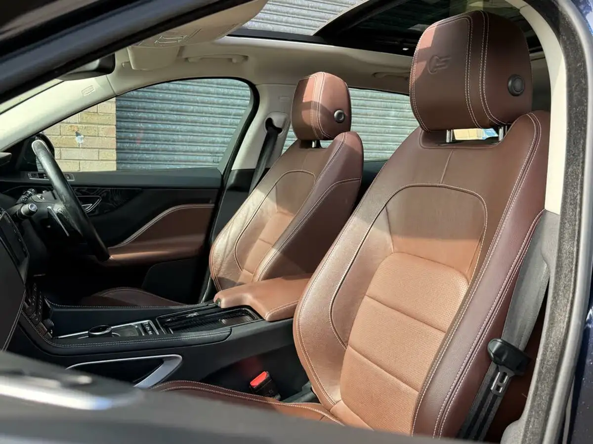 2018-jaguar-f-pace-30-v6-sc-s-big-6