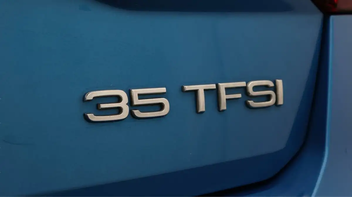 2019-audi-q2-15-35-tfsi-black-edition-cod-big-23
