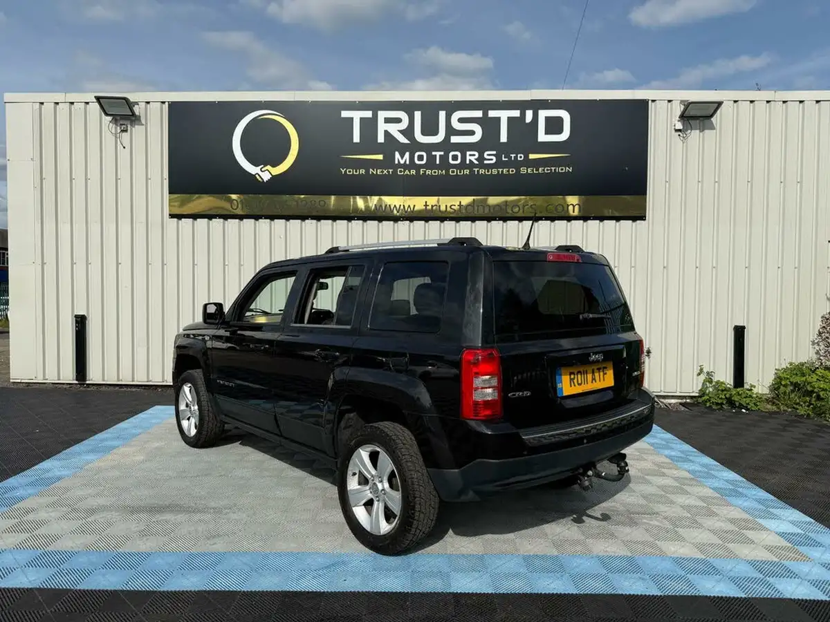 2011-jeep-patriot-22crd-limited-big-9