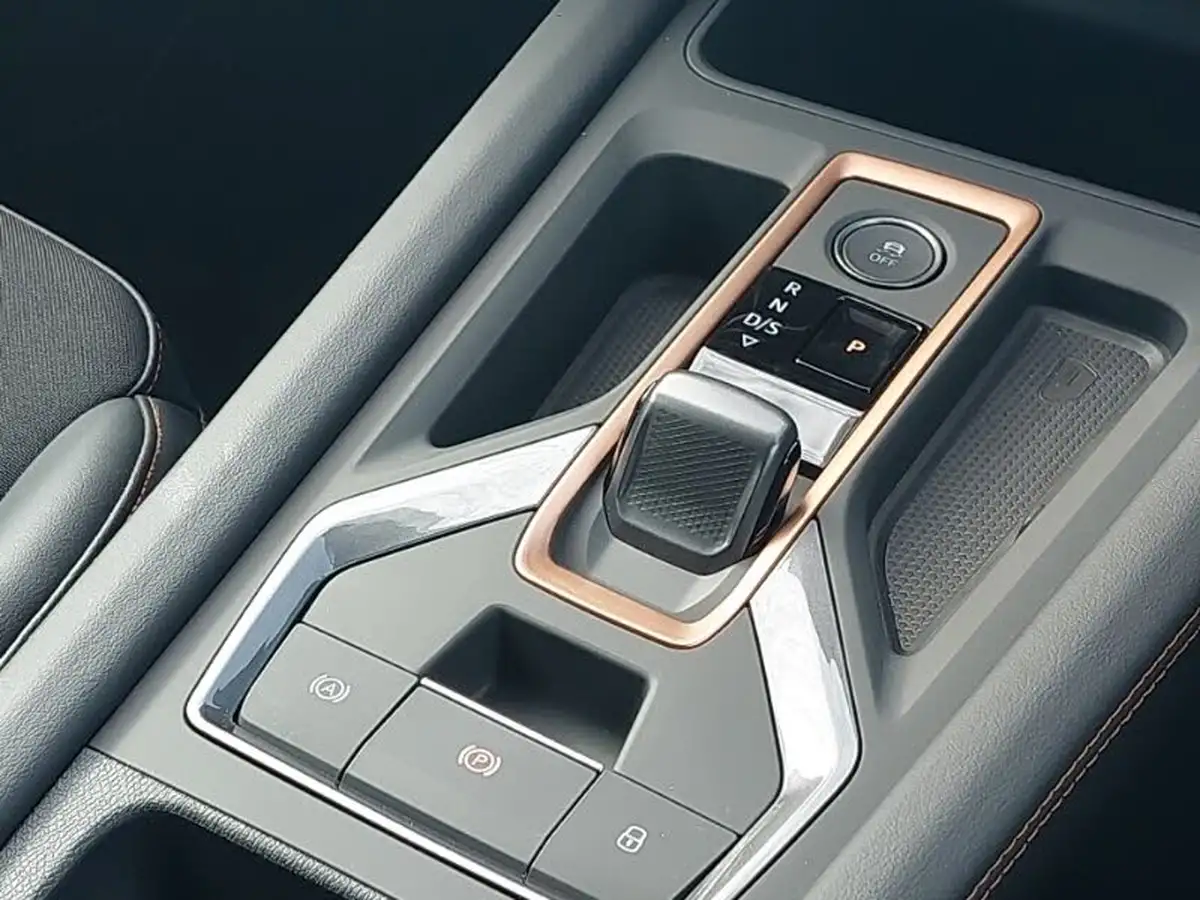 2024-cupra-formentor-15-etsi-v1-big-10