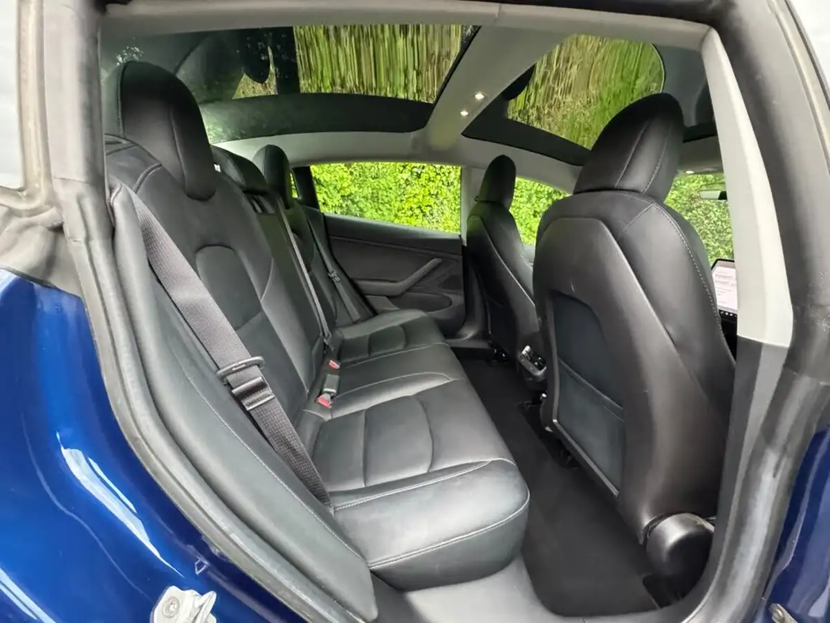 2019-tesla-model-3-e-long-range-4x4-big-6