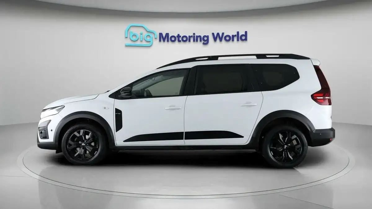 2023-dacia-jogger-10-tce-extreme-se-big-4