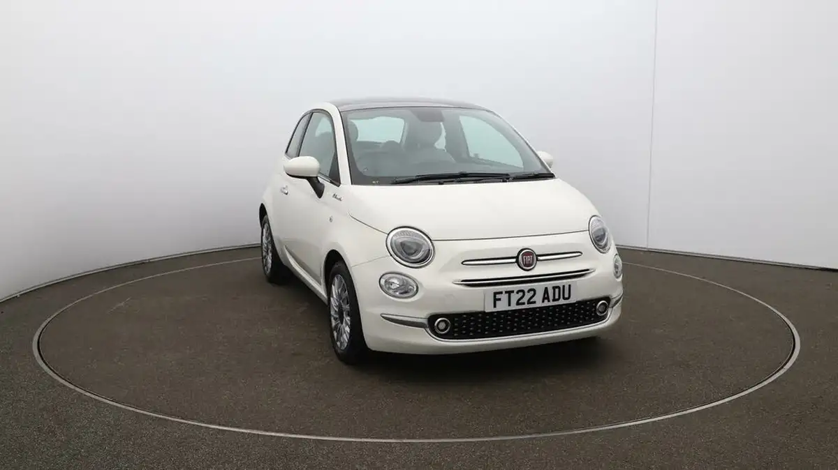 2022-fiat-500-10-dolcevita-big-33