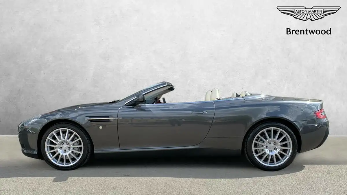 2008-aston-martin-db9-59-big-11