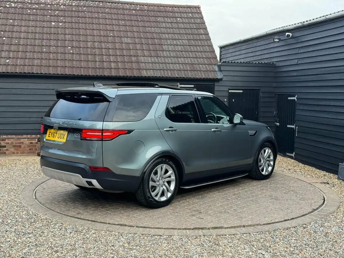 2017-land-rover-discovery-30td6-hse-259ps-awd-station-wagon-5d-auto-big-6