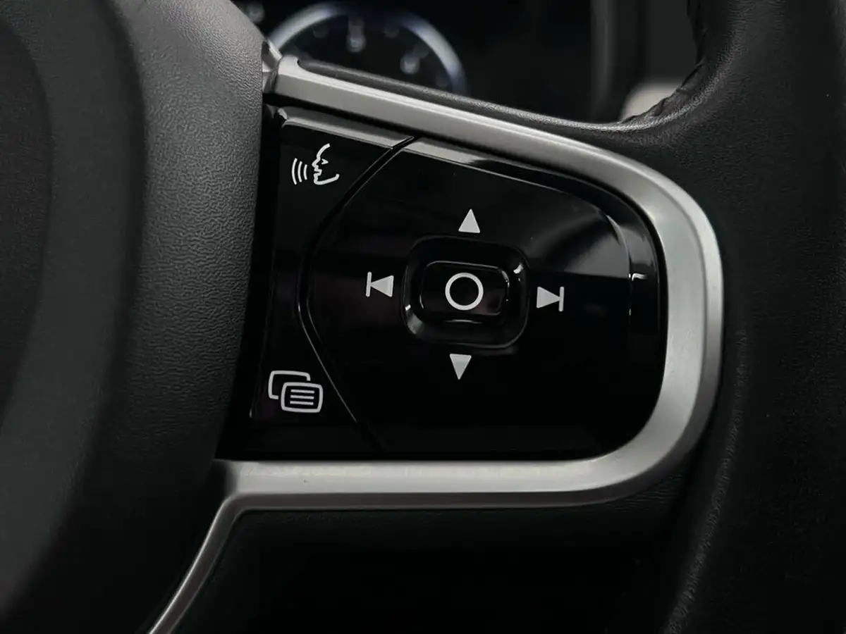 2018-volvo-v90-20td-d4-momentum-big-17