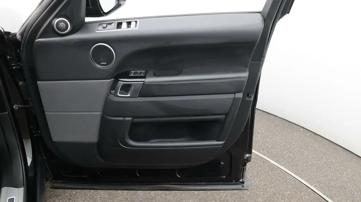 2021-land-rover-range-rover-sport-20-p400e-hse-dynamic-big-15