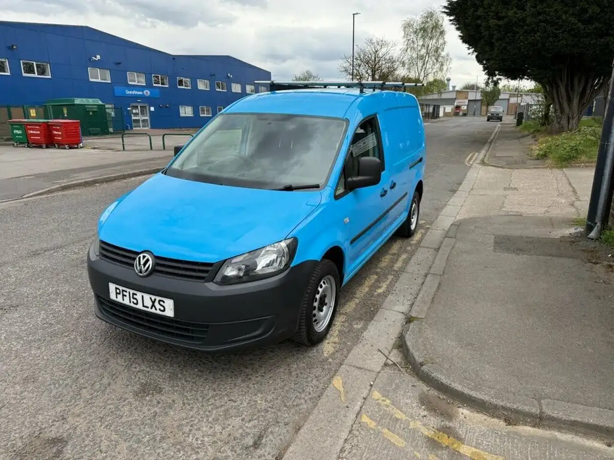 2015-volkswagen-caddy-16tdi-c20-startline-102ps-panel-big-2