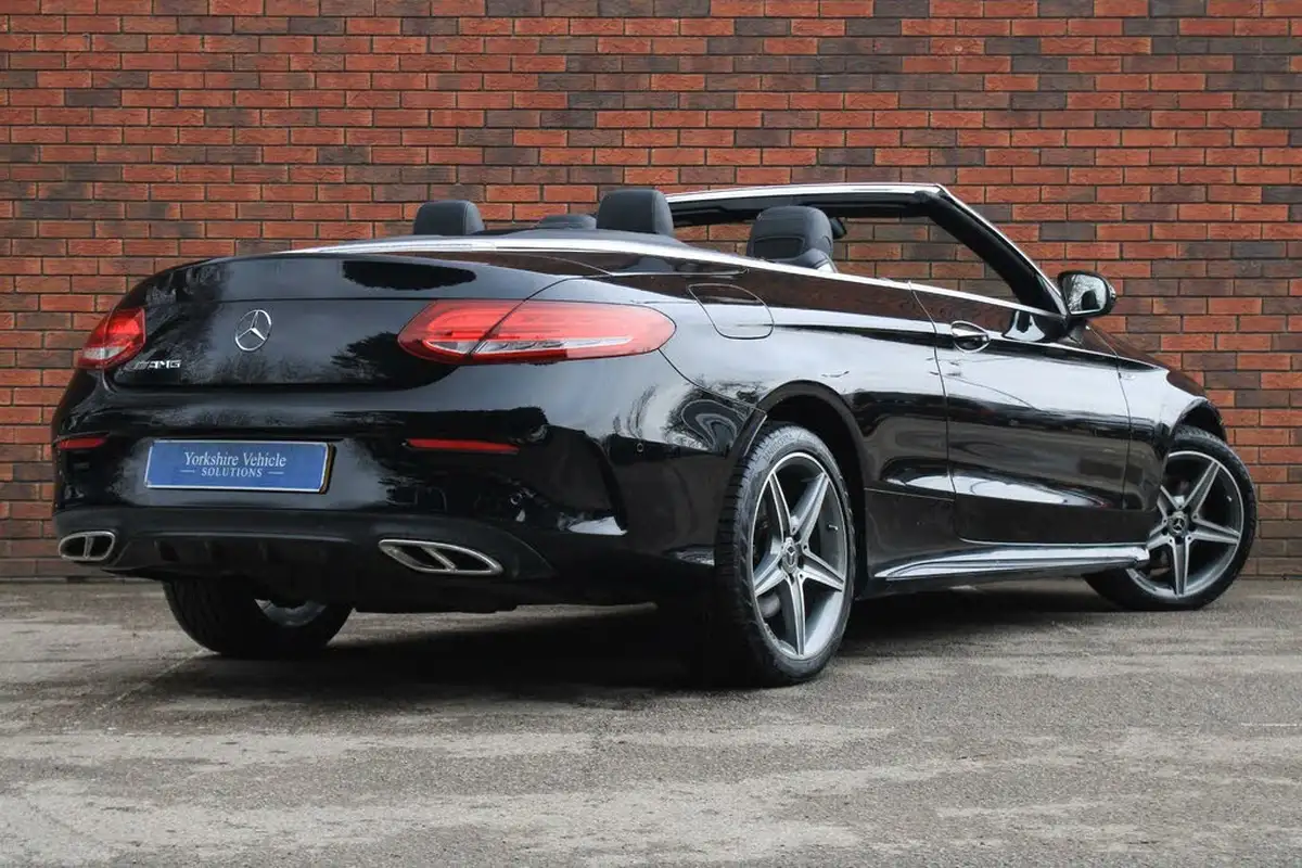 2017-mercedes-benz-c-class-21d-c220d-amg-line-ss-cabriolet-2d-4matic-9g-tronic-plus-big-16