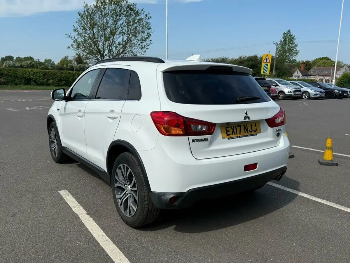 2017-mitsubishi-asx-22di-d-4-big-4