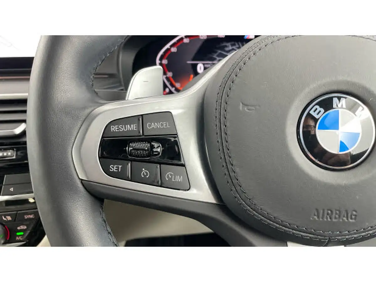 2021-bmw-5-series-20td-520d-xdrive-m-sport-mht-saloon-4d-big-16