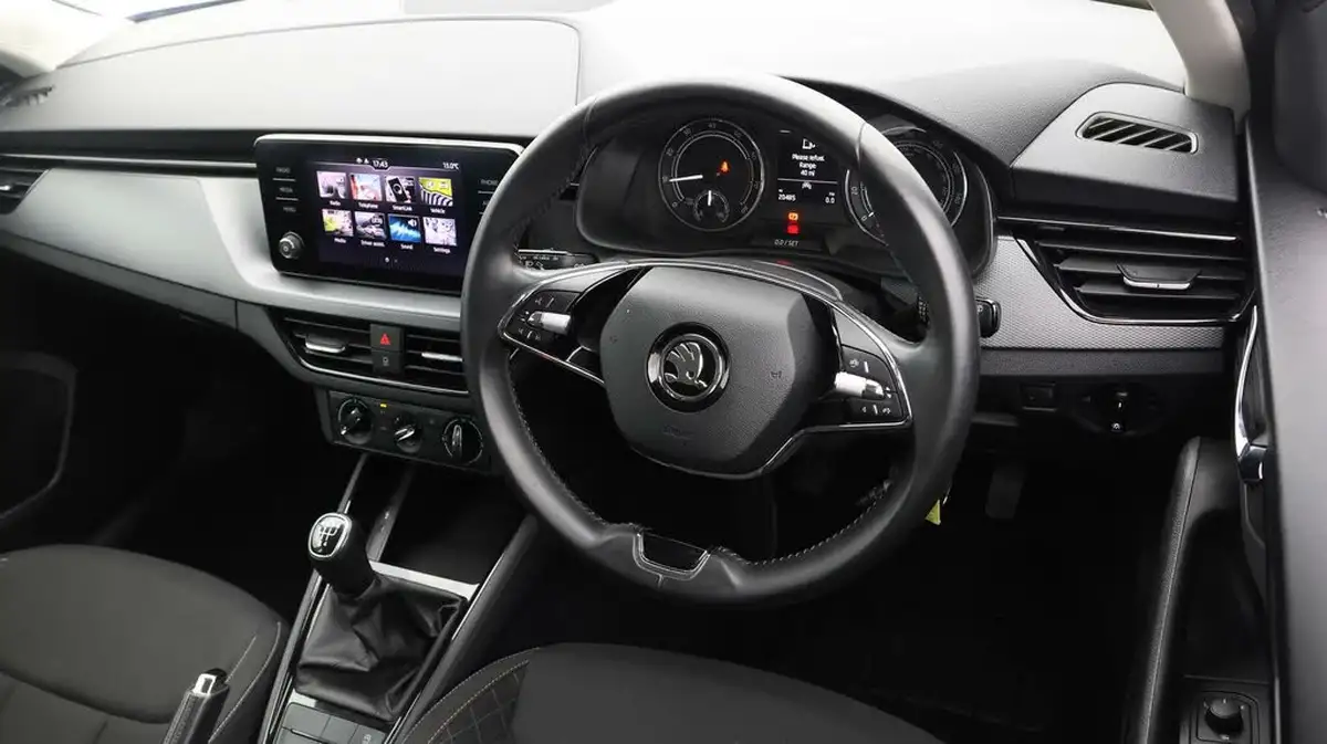 2022-skoda-kamiq-10-tsi-se-95ps-big-8