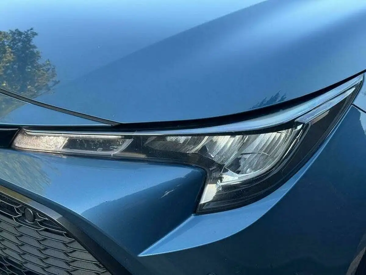 2020-toyota-corolla-18-vvt-i-icon-tech-trk-touring-sports-5d-big-61