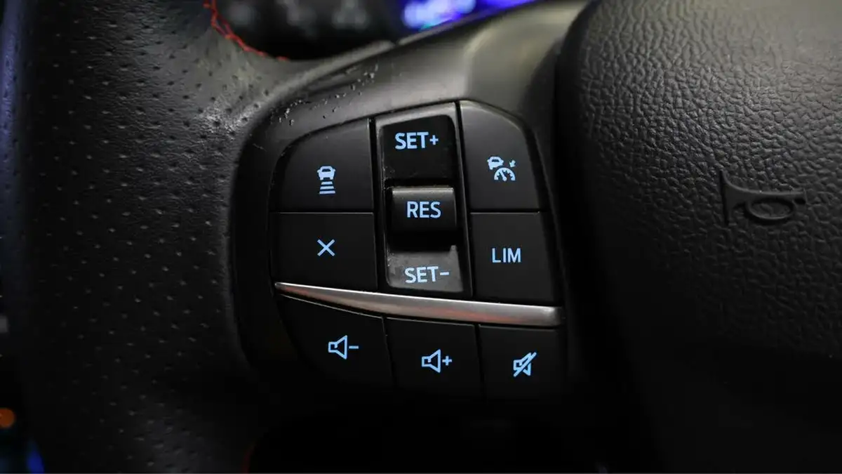 2020-ford-kuga-20-st-line-first-edition-150ps-mhev-big-23