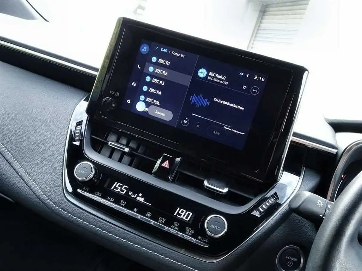 2023-suzuki-swace-18-ultra-big-19