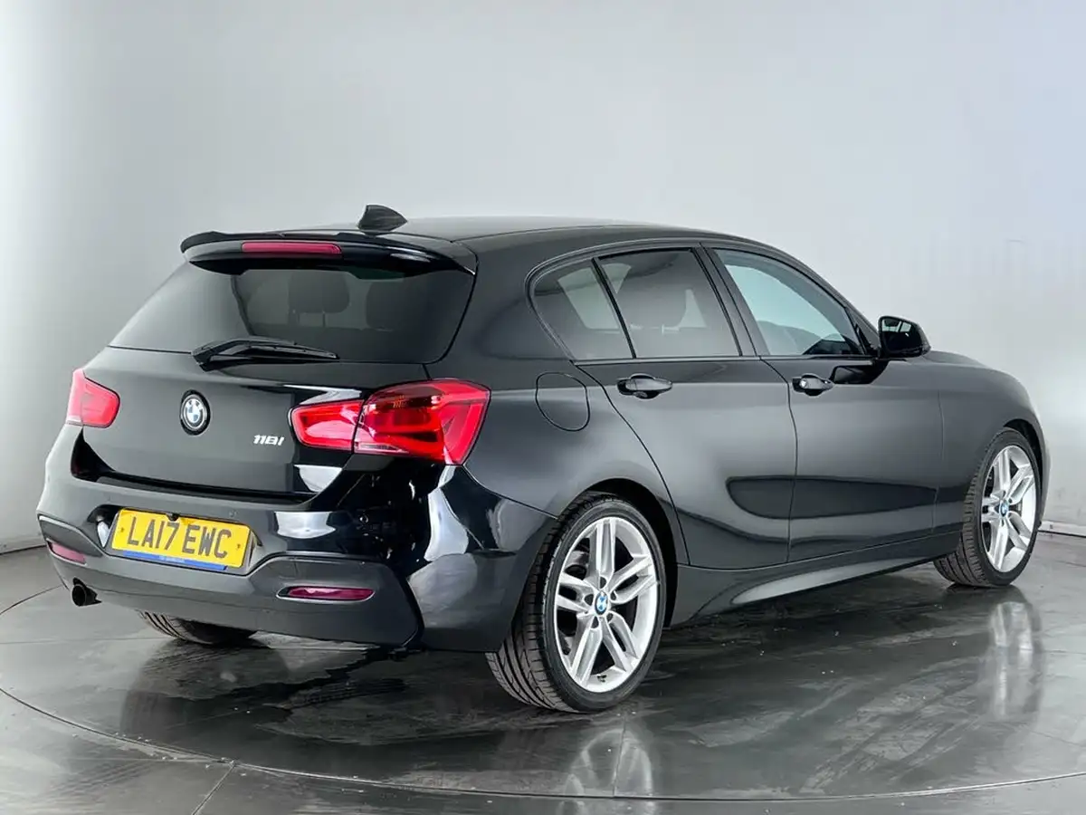 2017-bmw-1-series-15-118i-m-sport-5d-auto-big-4