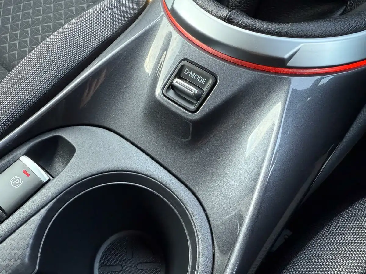2020-nissan-juke-10-dig-t-n-connecta-117ps-big-19