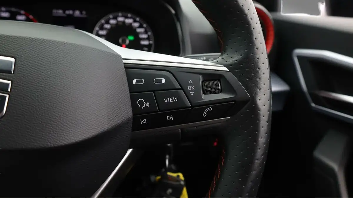 2022-seat-ibiza-10-tsi-fr-110ps-dsg-big-25
