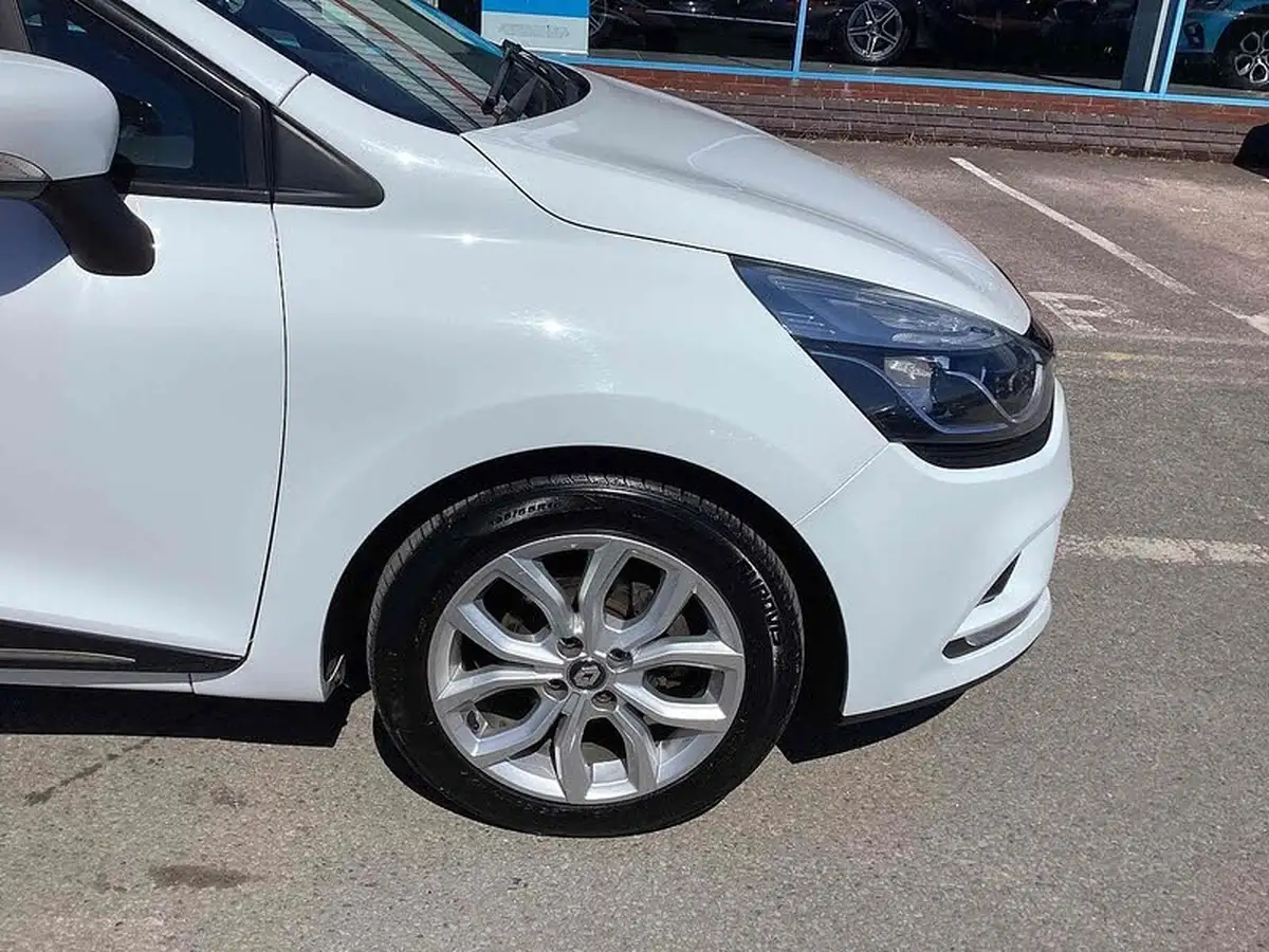 2016-renault-clio-09-tce-dynamique-nav-big-14