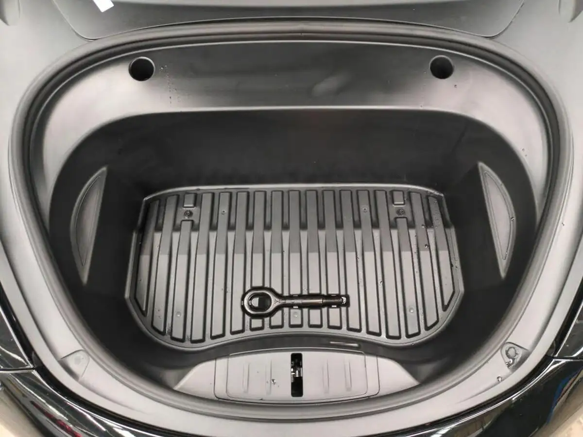 2022-tesla-model-3-e-long-range-big-34