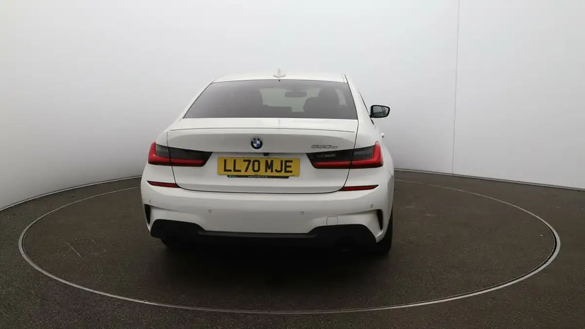 2020-bmw-3-series-20-330e-m-sport-saloon-4d-big-49