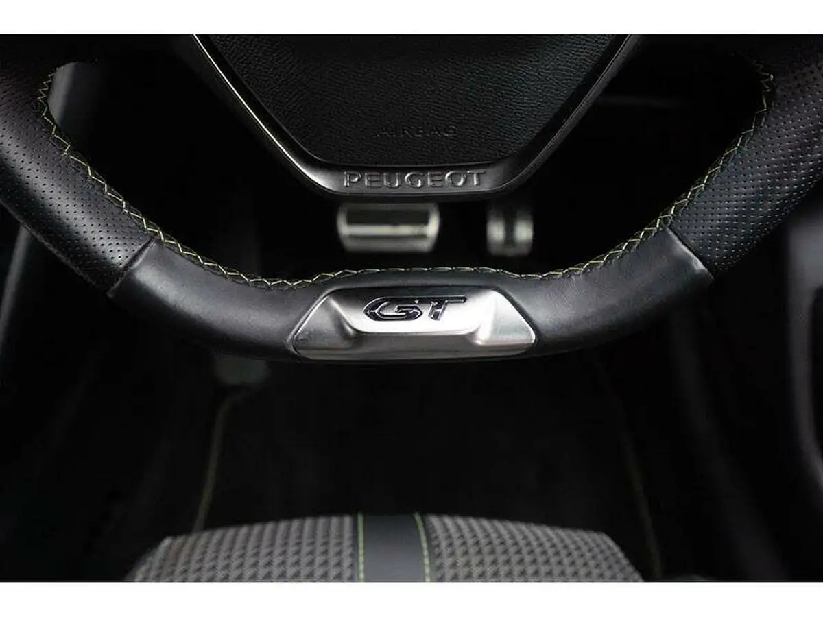 2021-peugeot-208-e-gt-50kwh-big-48