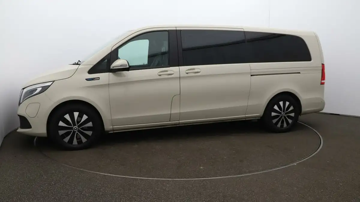 2022-mercedes-benz-eqv-e-eqv-300-sport-big-59