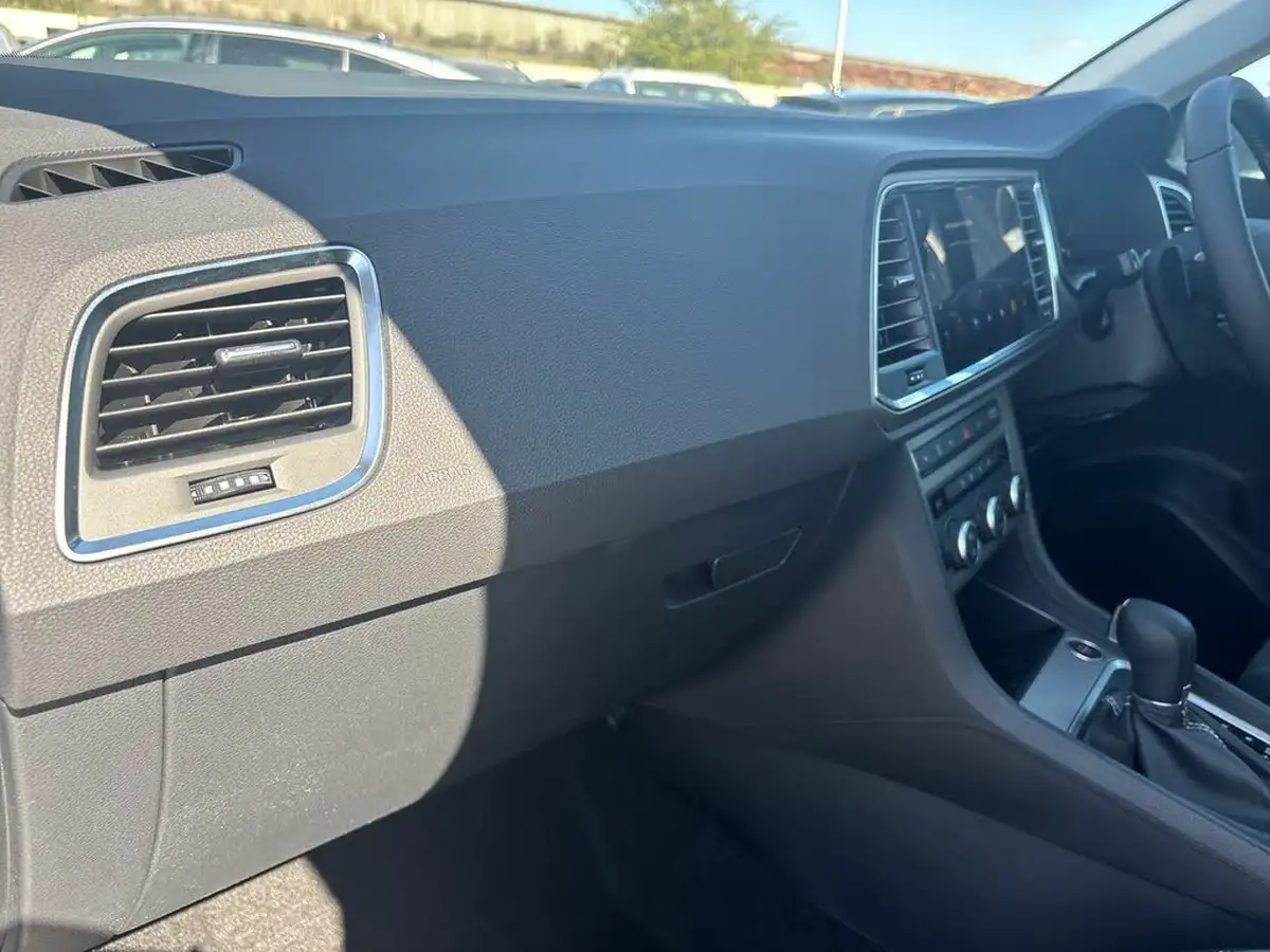 2025-seat-ateca-15-ecotsi-xperience-dsg-big-20