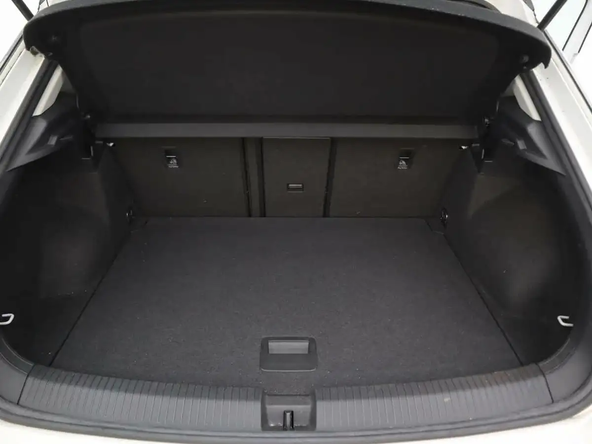 2019-volkswagen-t-roc-15-tsi-design-dsg-big-6