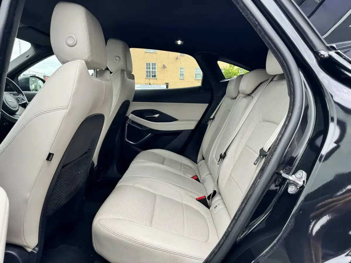 2018-jaguar-e-pace-20-i4d-r-dynamic-se-180ps-ss-big-21