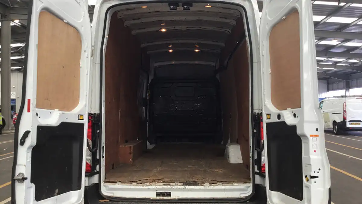 2021-ford-transit-20tdci-350-l4h3-leader-130pseu6dt-panel-van-big-7