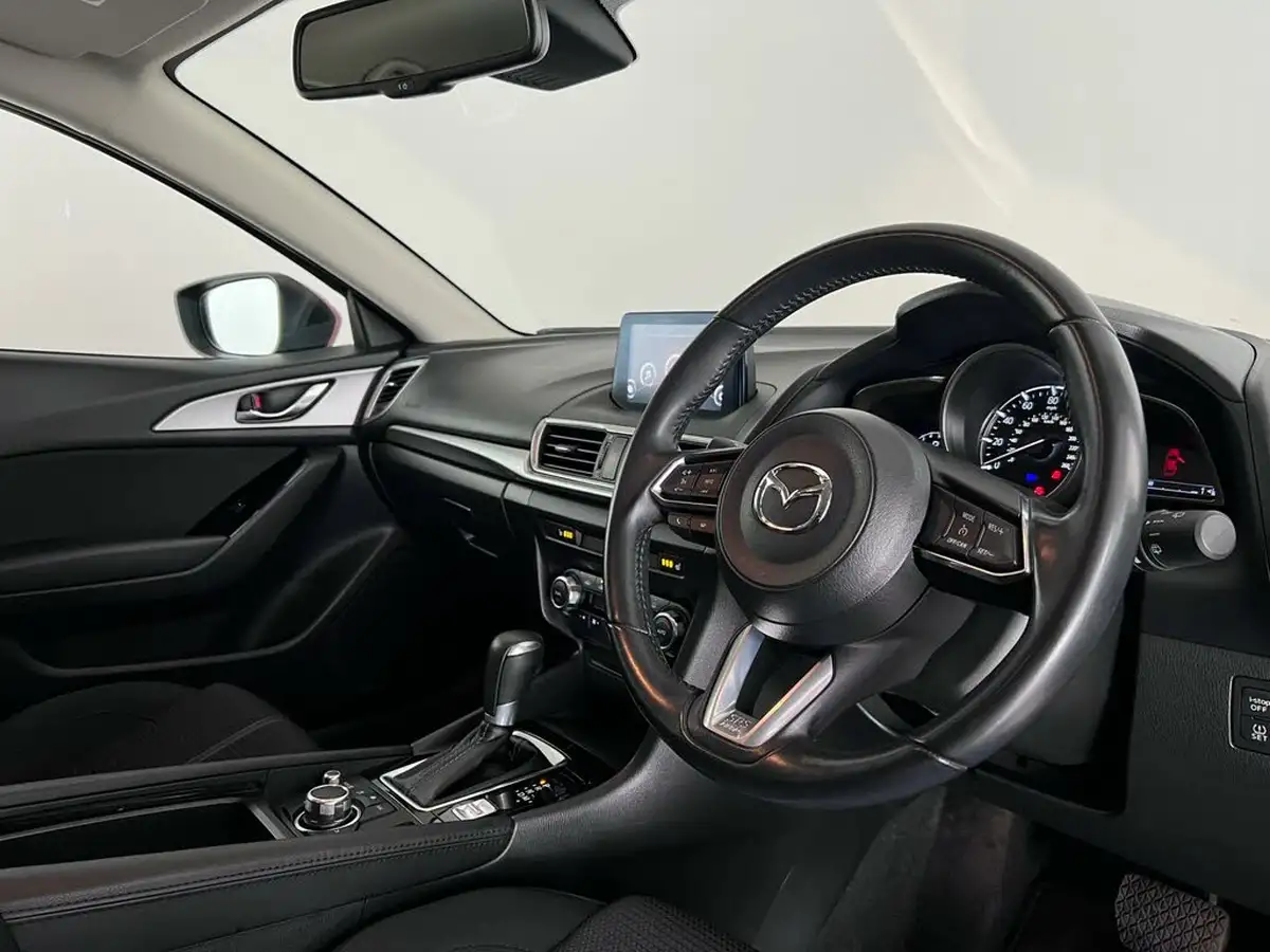 2018-mazda-mazda3-20-se-l-nav-hatchback-5d-auto-big-10