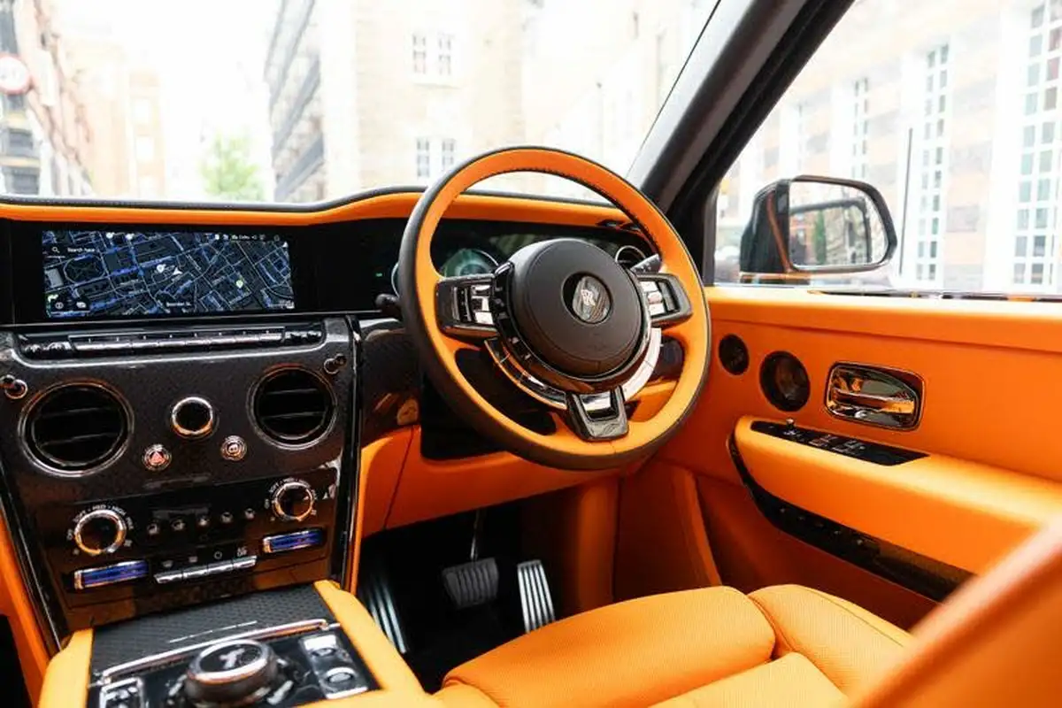 2024-rolls-royce-cullinan-675-black-badge-big-57