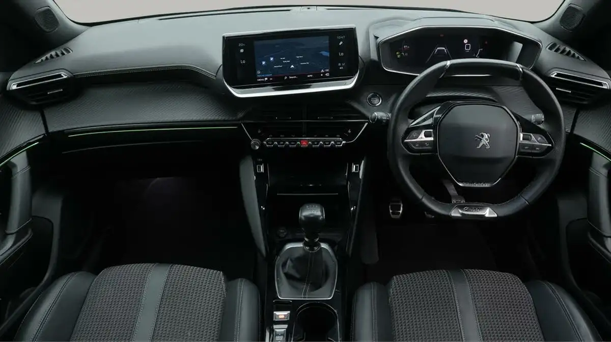 2022-peugeot-2008-suv-12-puretech-gt-big-13