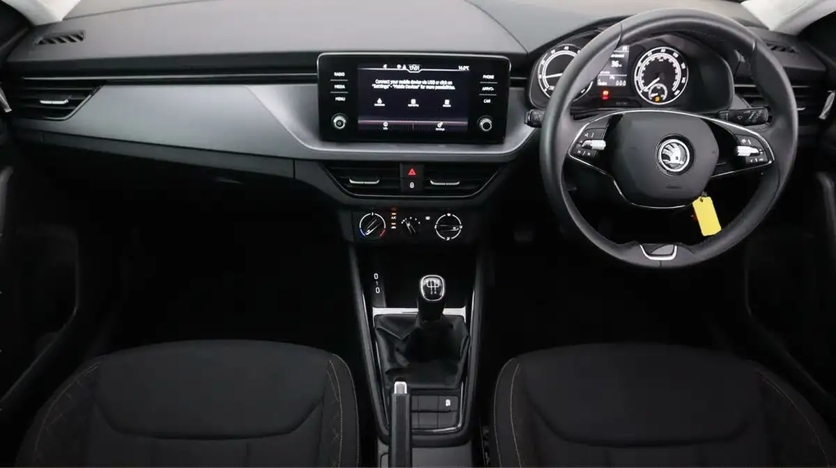 2021-skoda-kamiq-10-tsi-se-95ps-big-12