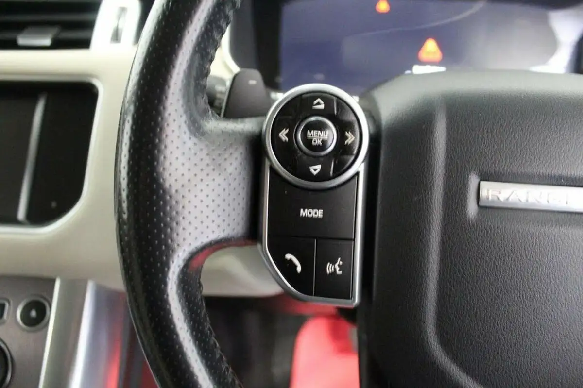 2014-land-rover-range-rover-sport-30-sd-v6-hse-big-38