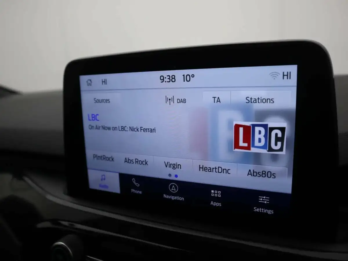 2024-ford-kuga-15t-black-package-edition-big-13