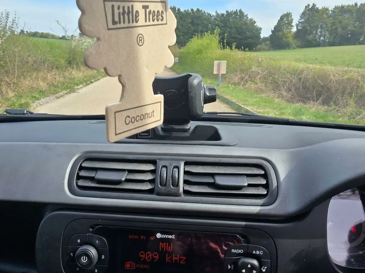 2019-fiat-panda-12-waze-ss-big-34