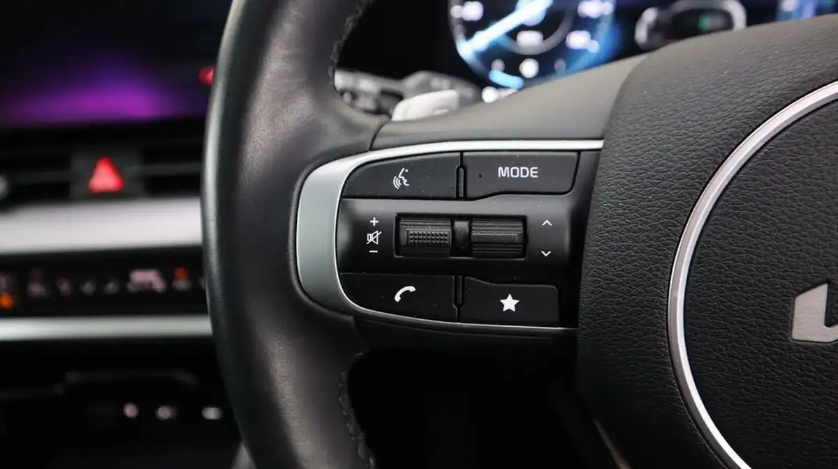 2022-kia-sportage-16-t-gdi-gt-line-s-261bhp-awd-phev-1598cc-auto-big-22