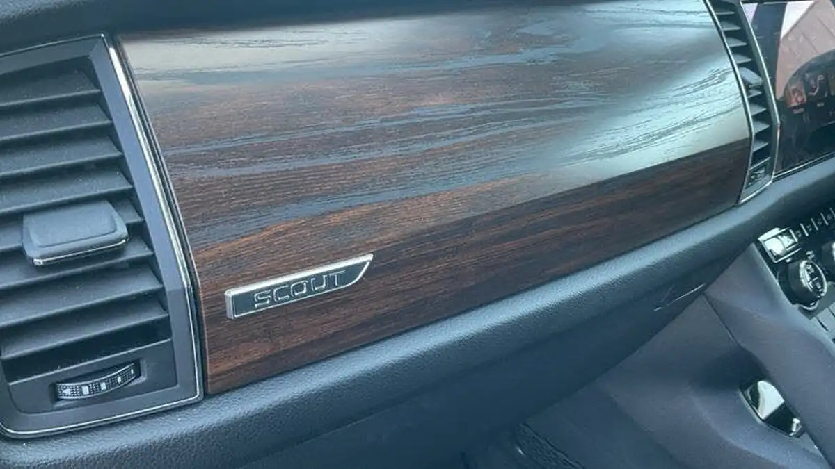 2019-skoda-kodiaq-20-tsi-scout-190ps-seats-big-32