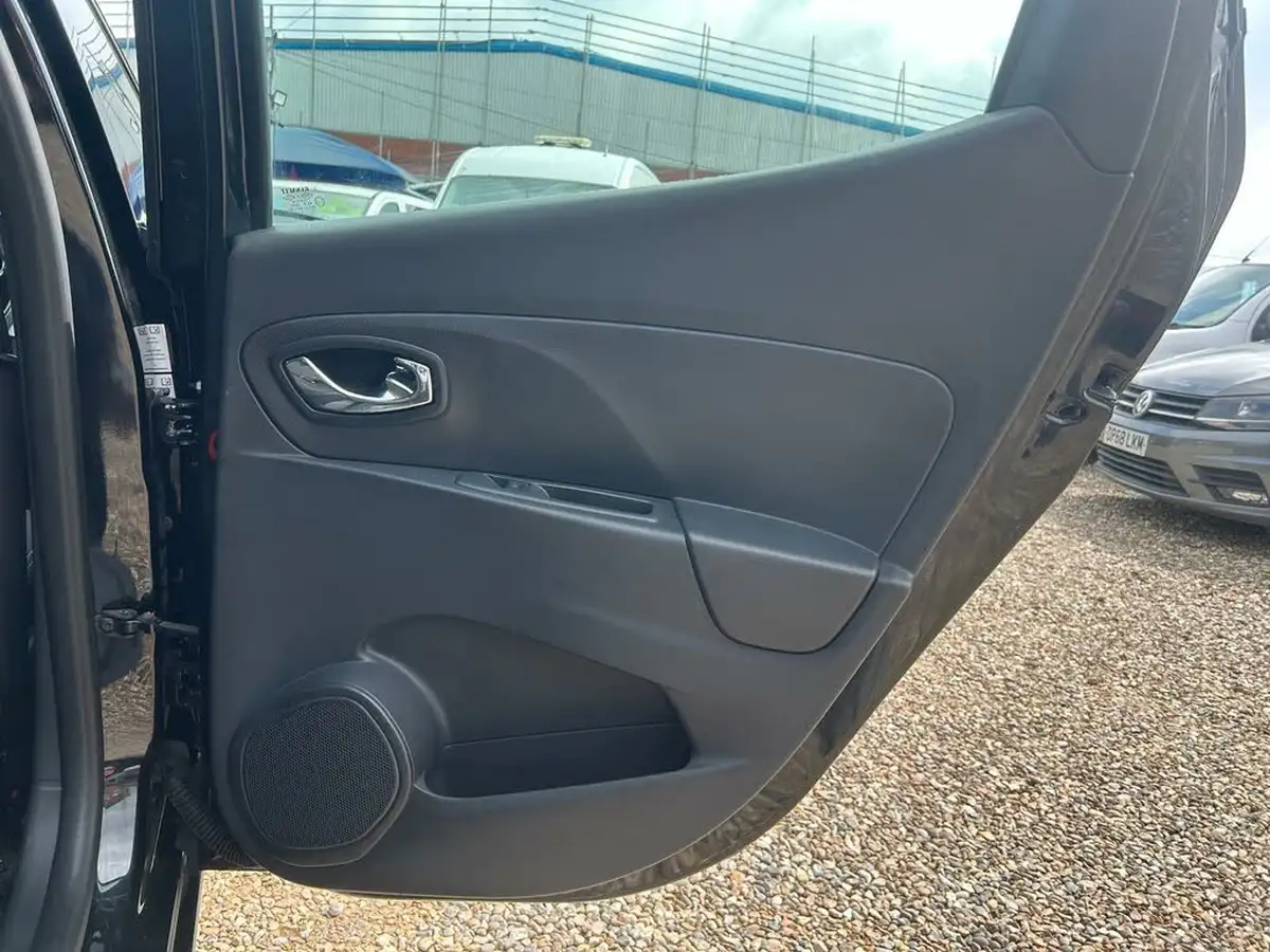 2015-renault-clio-15dci-dynamique-s-medianav-edc-auto-big-53