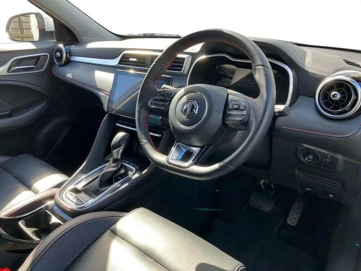 2023-mg-zs-suv-10t-gdi-exclusive-auto-big-7