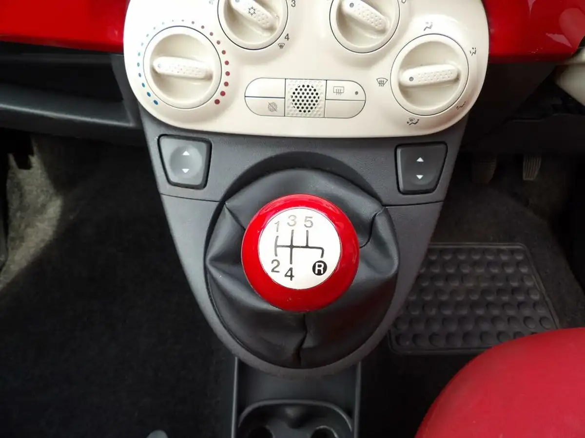 2014-fiat-500-12-colour-therapy-big-32