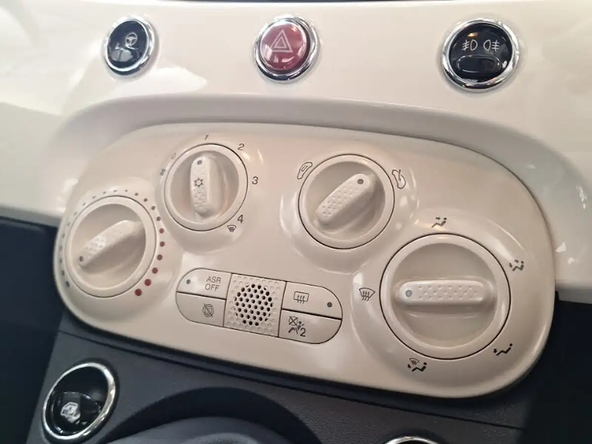 2023-fiat-500-10-big-16
