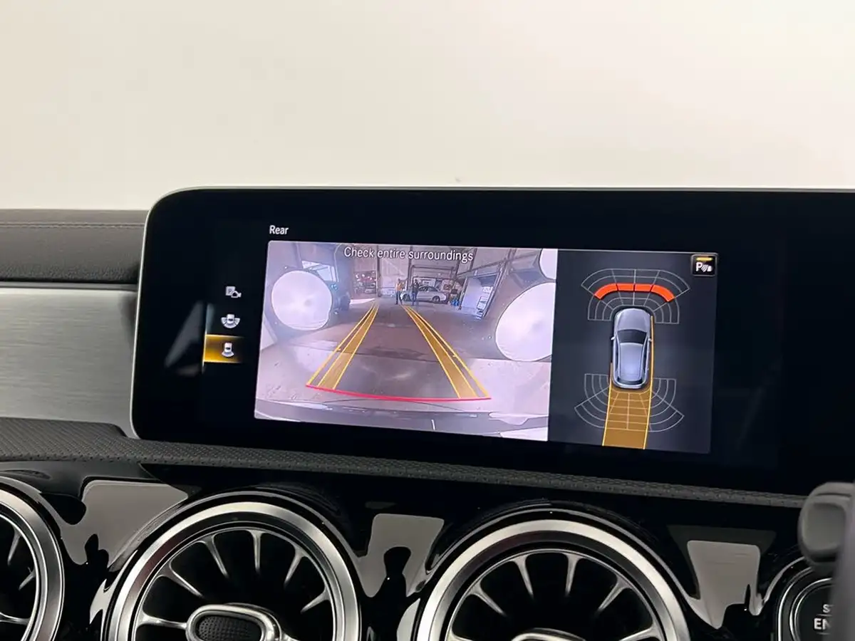 2020-mercedes-benz-a-class-20-a35-amg-premium-hatchback-5d-big-21