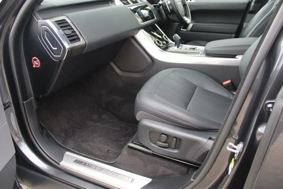 2018-land-rover-range-rover-sport-30-v6-hse-dynamic-big-37